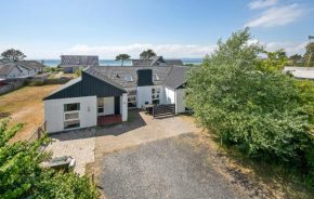 Cozy Home In Ebeltoft With Indoor Swimming Pool